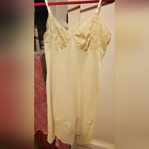 Vintage Vanity Fair Dress Slip